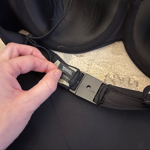 Triangl Neon yellow and black neoprene bikini - Picture 5 of 7